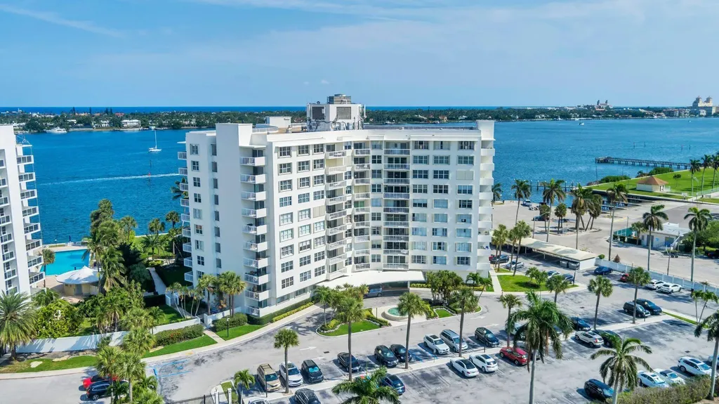 2600 N Flagler Drive West Palm Beach FL 33407