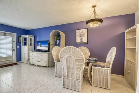 81 Farnham D Deerfield Beach FL 33442
