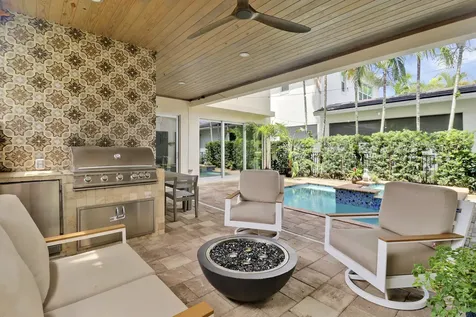 5021 Grandiflora Road Palm Beach Gardens FL 33418