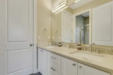5021 Grandiflora Road Palm Beach Gardens FL 33418