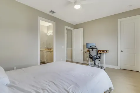 5021 Grandiflora Road Palm Beach Gardens FL 33418
