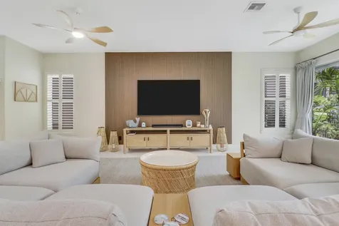 5021 Grandiflora Road Palm Beach Gardens FL 33418