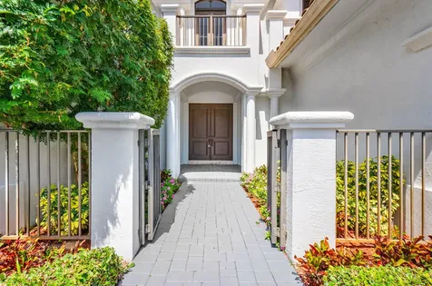 17895 Cadena Drive Boca Raton FL 33496
