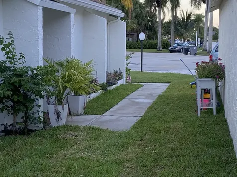 9112 Pine Springs Drive Boca Raton FL 33428