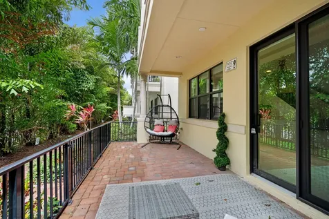 614 Windward Circle Boynton Beach FL 33435