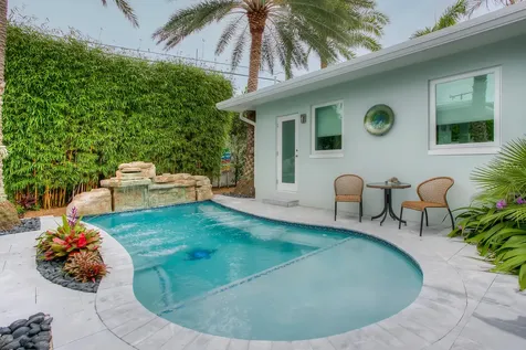 322 Nw 16th Street Delray Beach FL 33444