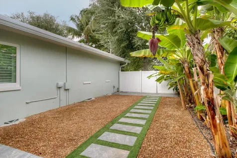 322 Nw 16th Street Delray Beach FL 33444