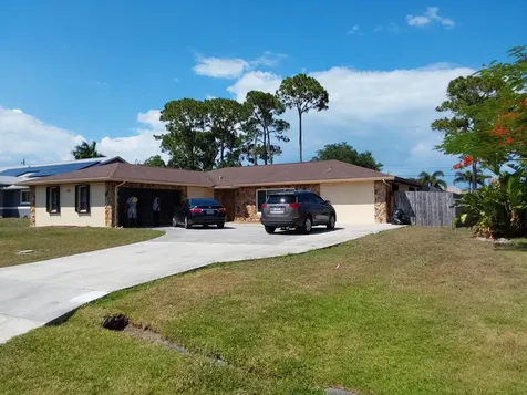 1179 Se Proctor Lane Port Saint Lucie FL 34953