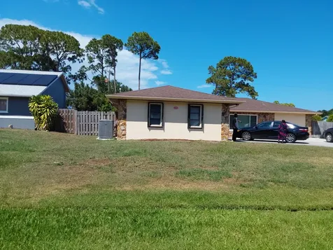 1179 Se Proctor Lane Port Saint Lucie FL 34953