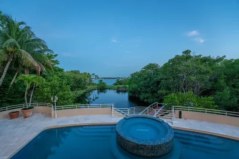 49 W High Point Road Sewalls Point FL 34996