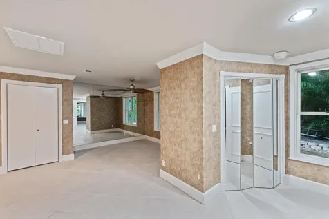 49 W High Point Road Sewalls Point FL 34996