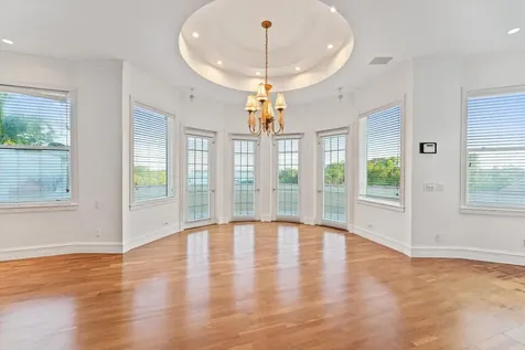 49 W High Point Road Sewalls Point FL 34996