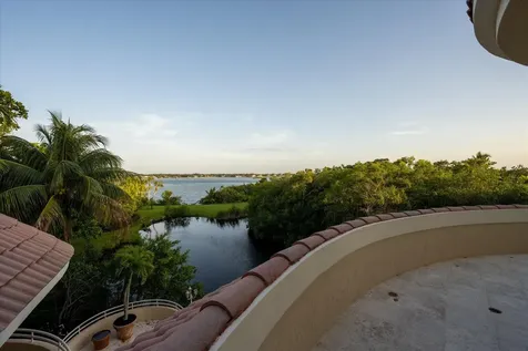 49 W High Point Road Sewalls Point FL 34996