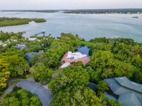 49 W High Point Road Sewalls Point FL 34996