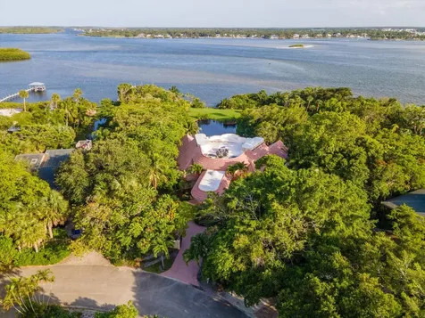 49 W High Point Road Sewalls Point FL 34996