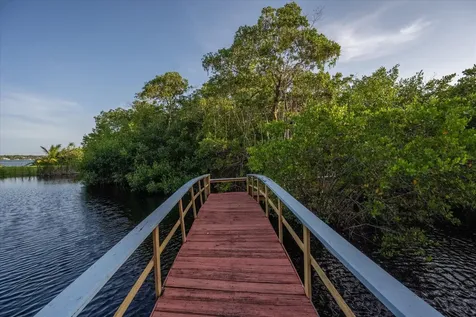 49 W High Point Road Sewalls Point FL 34996