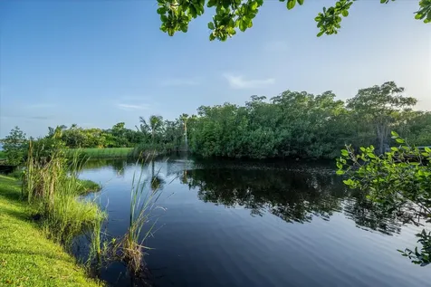 49 W High Point Road Sewalls Point FL 34996