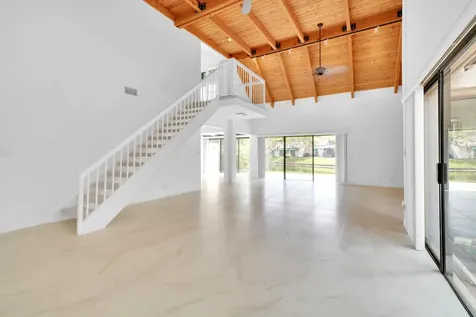 6370 Via Tierra Boca Raton FL 33433