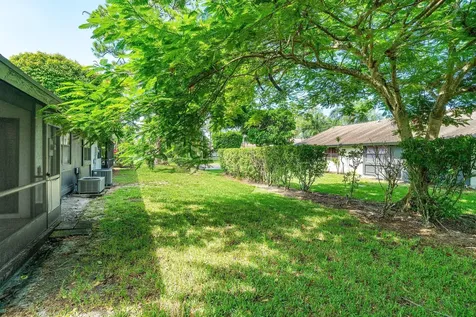 476 Lynbrook Court Royal Palm Beach FL 33411