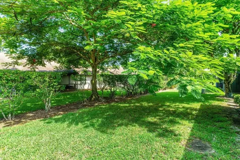 476 Lynbrook Court Royal Palm Beach FL 33411