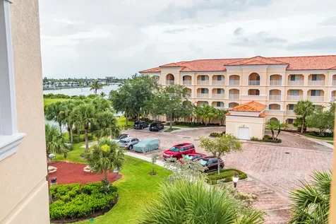 19 Harbour Isle Drive Fort Pierce FL 34949