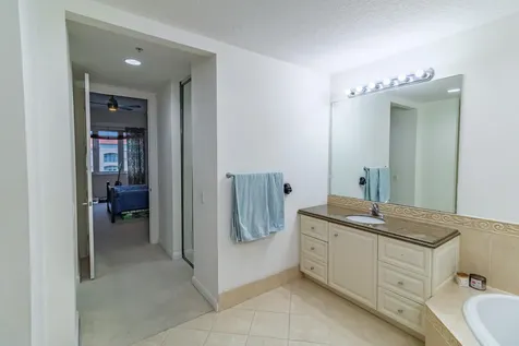 19 Harbour Isle Drive Fort Pierce FL 34949