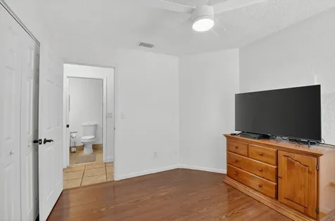 9667 Sunny Isle Circle Boca Raton FL 33428