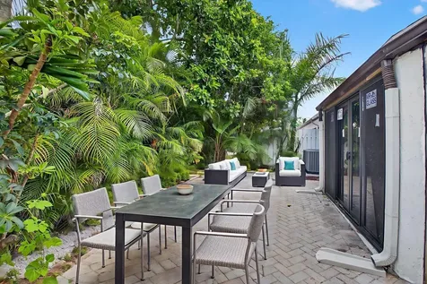 9667 Sunny Isle Circle Boca Raton FL 33428