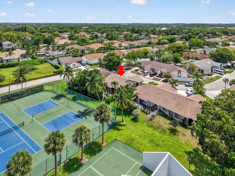9667 Sunny Isle Circle Boca Raton FL 33428