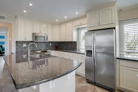 510 Flanders K Delray Beach FL 33484