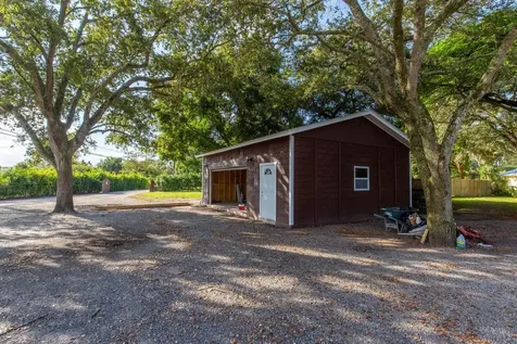 13529 E Citrus Drive Loxahatchee Groves FL 33470