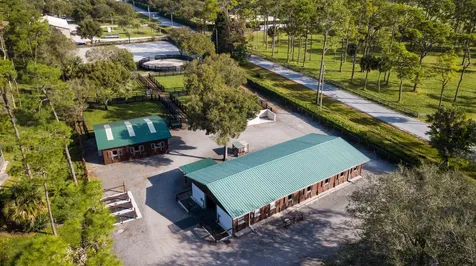 13529 E Citrus Drive Loxahatchee Groves FL 33470