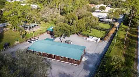13529 E Citrus Drive Loxahatchee Groves FL 33470