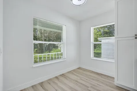 2205 S 33rd S Street Fort Pierce FL 34947