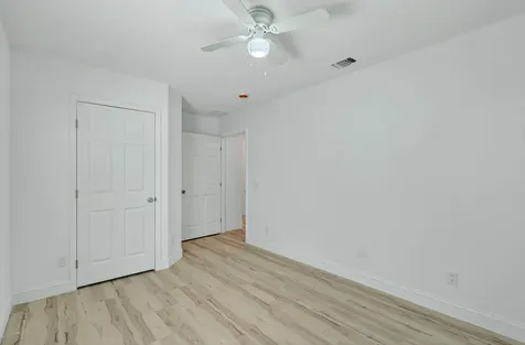 2205 S 33rd S Street Fort Pierce FL 34947