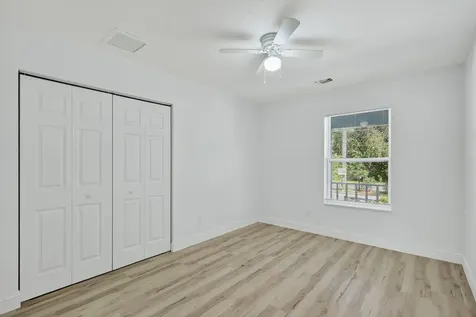 2205 S 33rd S Street Fort Pierce FL 34947