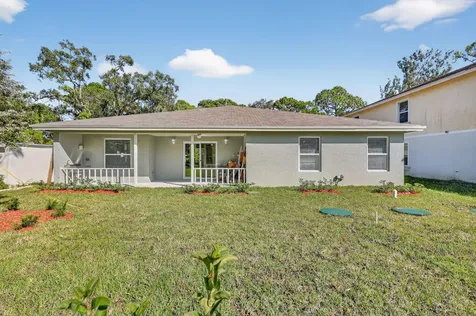 2205 S 33rd S Street Fort Pierce FL 34947