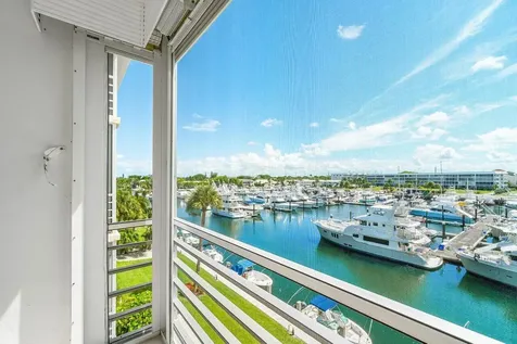 29 Yacht Club Drive North Palm Beach FL 33408
