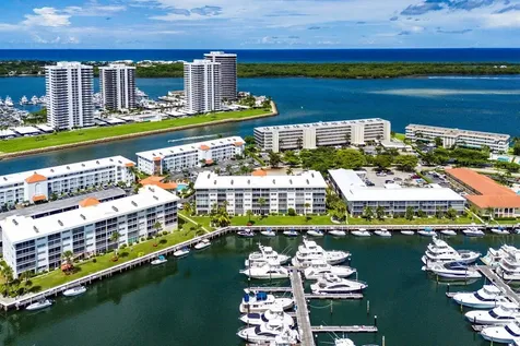 29 Yacht Club Drive North Palm Beach FL 33408