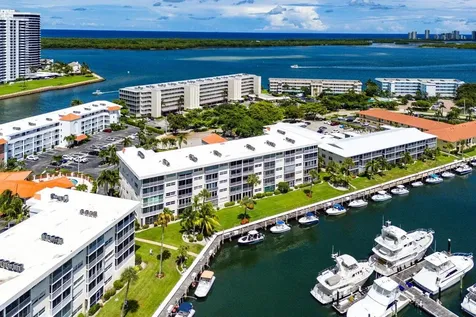 29 Yacht Club Drive North Palm Beach FL 33408