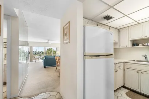 29 Yacht Club Drive North Palm Beach FL 33408