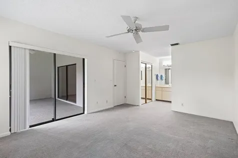 7711 Se Sugar Sand Circle Hobe Sound FL 33455