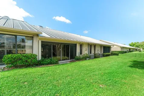 7711 Se Sugar Sand Circle Hobe Sound FL 33455