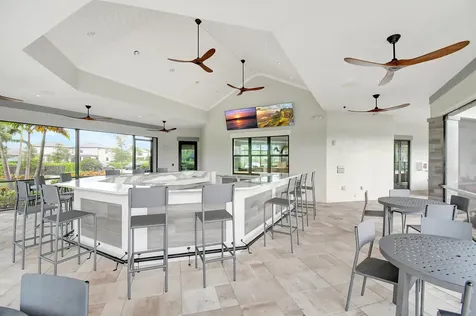 2138 Appleton Circle Oakland Park FL 33309