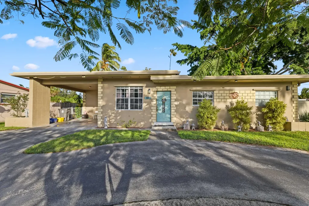 822 Burch Drive West Palm Beach FL 33415