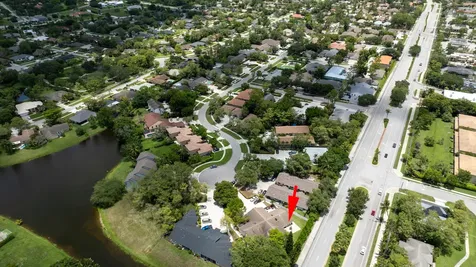 1672 Hawthorne Place Wellington FL 33414