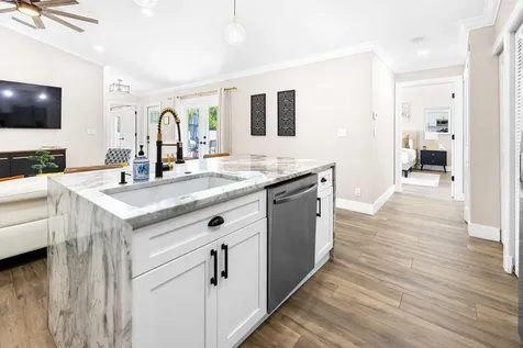1672 Hawthorne Place Wellington FL 33414