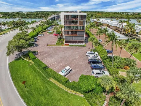 225 Beach Road Tequesta FL 33469