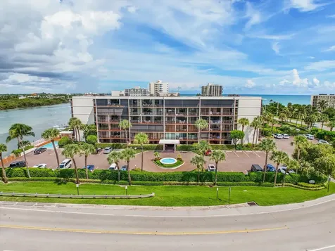 225 Beach Road Tequesta FL 33469