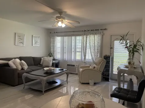49 Mansfield B Boca Raton FL 33434